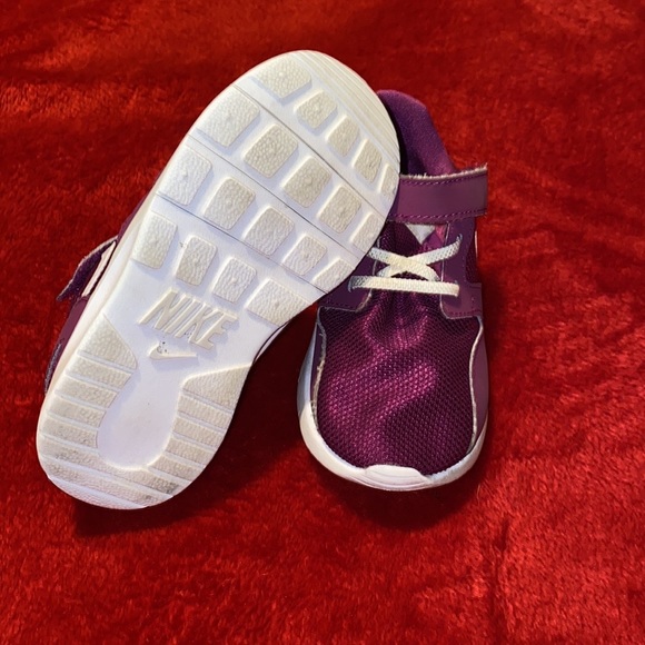 Nike toddler girls 8m - Picture 5 of 5